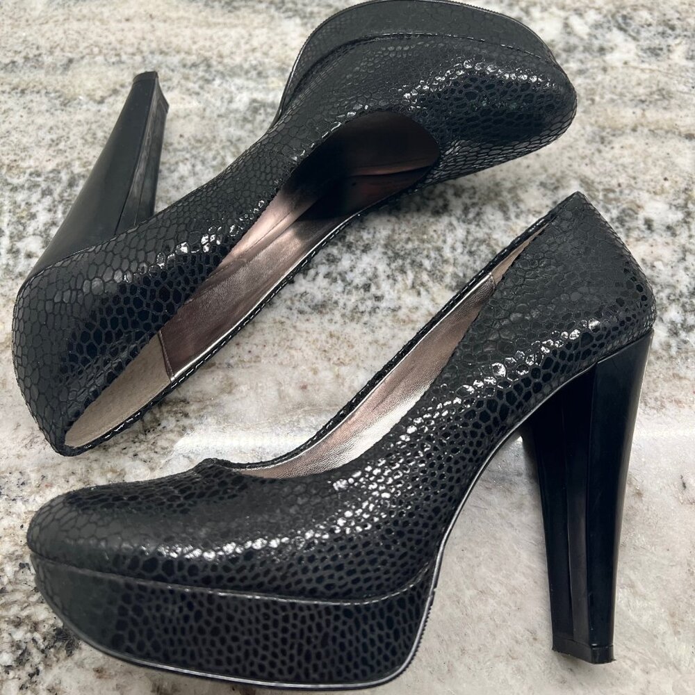 Calvin Klein Carley Exotic Snake Print Platform Heels Black Size 7.5